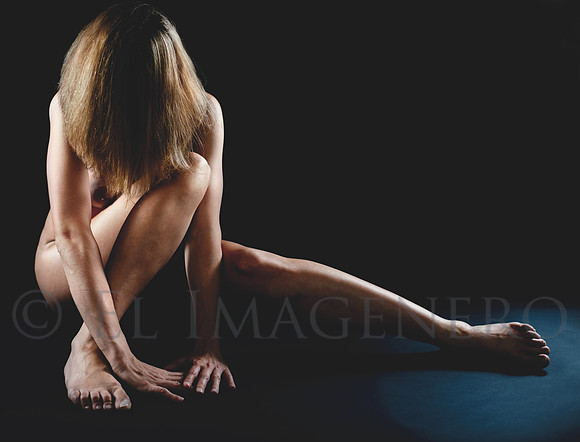 Power Nude 25, Color